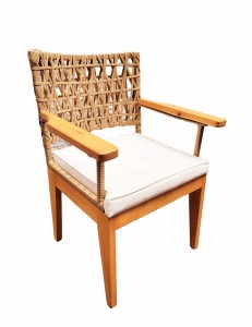 Cadeira Maori c/braço fibra sintética